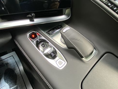Used 2024 Chevrolet Corvette Stingray Preferred Cpe w/ Battery Protection Package RWD image 29