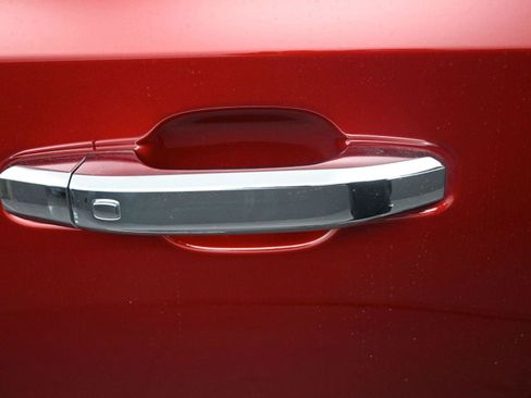 Used 2024 GMC Sierra 1500 Denali w/ Technology Package image 8