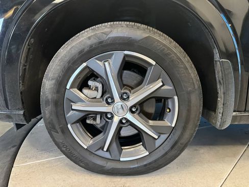 Used 2023 Honda HR-V EX-L image 23
