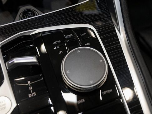 New 2026 BMW X6 M60i image 24