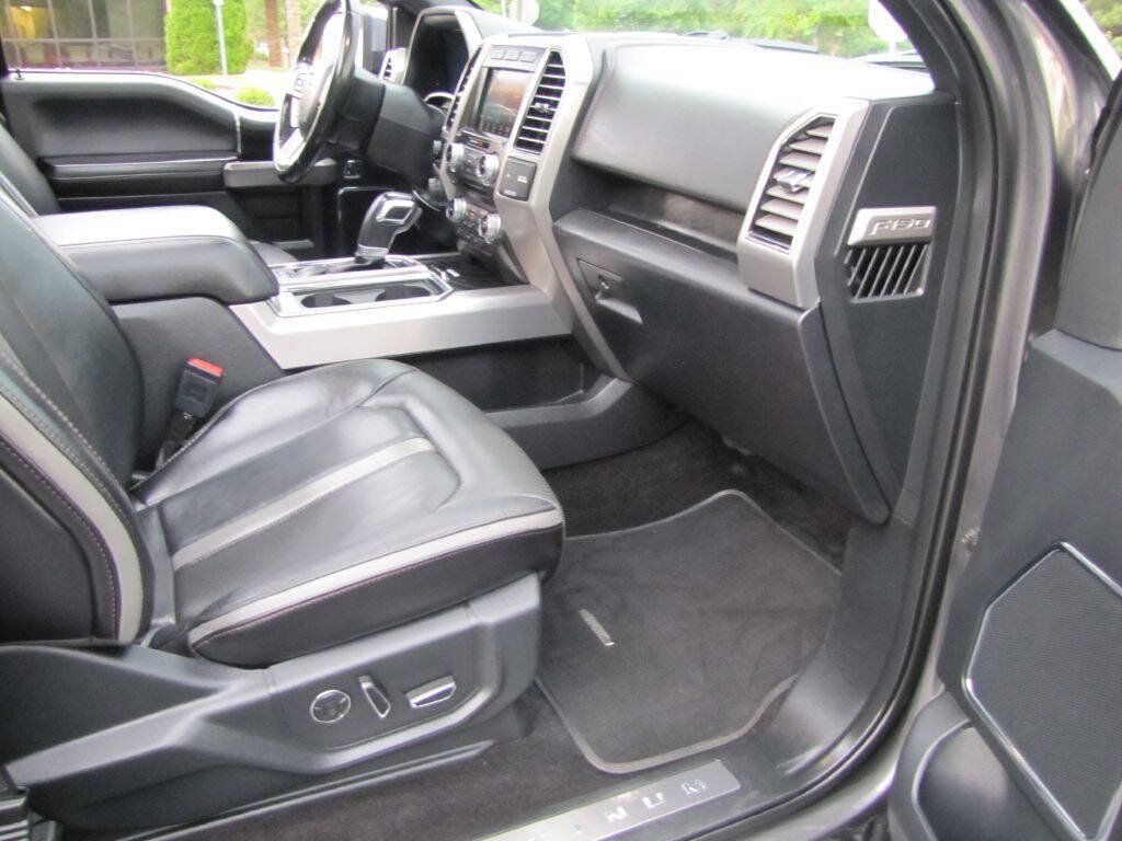 Used 2018 Ford F150 Platinum w/ Equipment Group 701A Luxury AWD/4WD image 22
