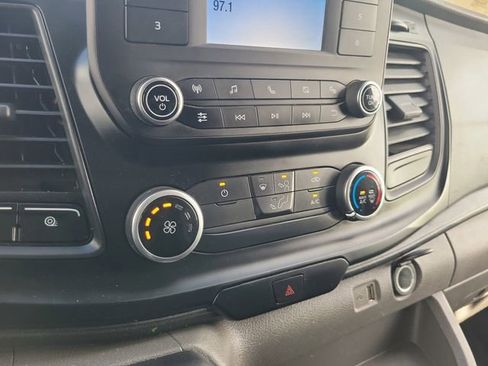 Used 2023 Ford Transit 250 Medium Roof image 27