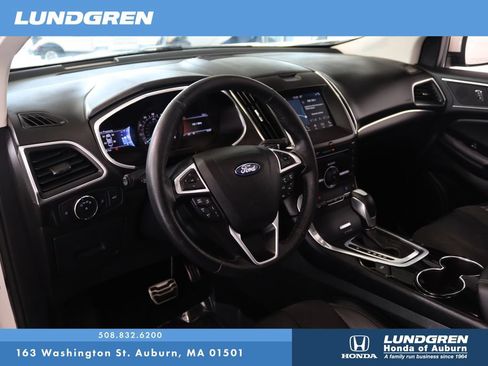 Used 2016 Ford Edge Sport w/ Equipment Group 401A AWD/4WD image 3