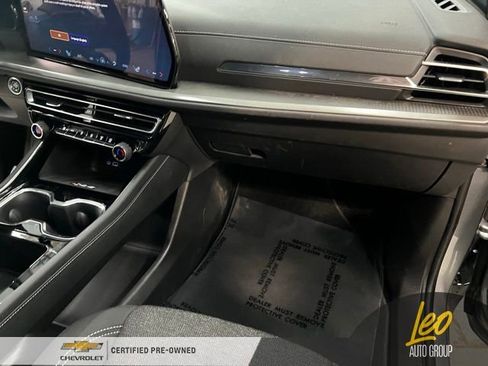 Used 2026 Chevrolet Traverse LT w/ Driver Confidence Package AWD/4WD image 18