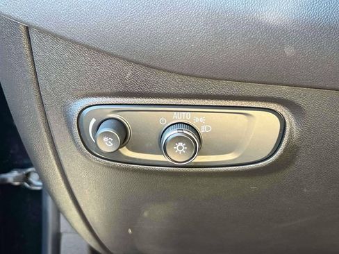 Used 2023 Chevrolet Equinox LT AWD/4WD image 20