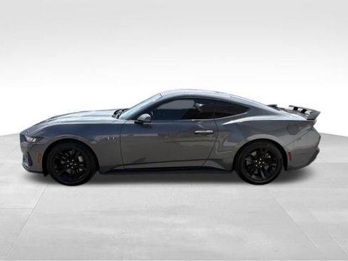 Used 2025 Ford Mustang GT RWD image 12