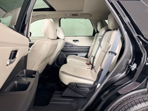 Used 2022 Nissan Pathfinder Platinum w/ Cargo Package FWD image 26