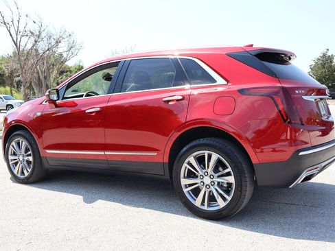 Certified 2024 Cadillac XT5 Premium Luxury image 3