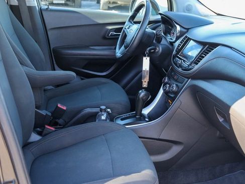 Used 2020 Chevrolet Trax LS w/ Tint and Cruise Package image 14