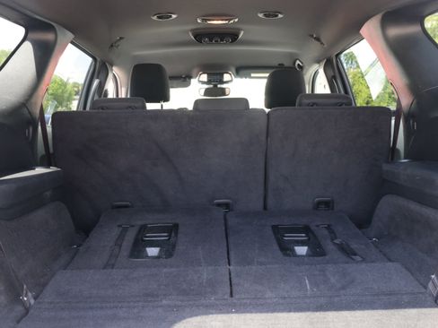 Used 2025 Dodge Durango GT RWD image 14