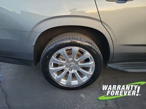 Used 2021 Chevrolet Tahoe Premier w/ Premium Package image 21