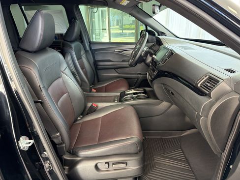 Used 2023 Honda Ridgeline Black Edition image 24
