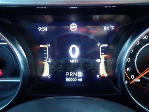 Used 2023 Jeep Wrangler Sahara image 24