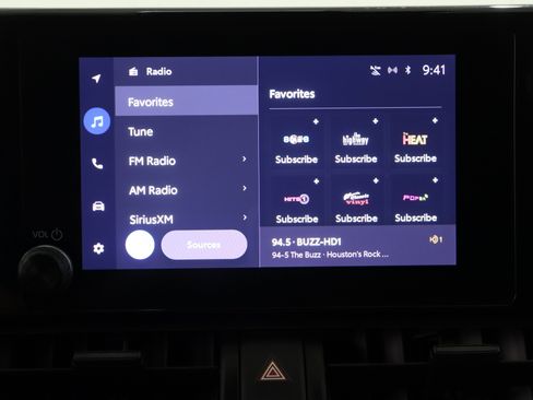 Used 2024 Toyota RAV4 XLE w/ Convenience Package AWD/4WD image 19