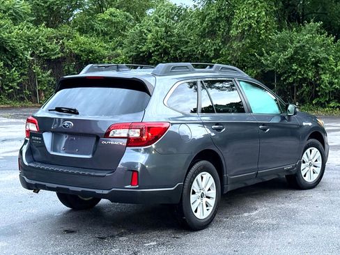 Used 2016 Subaru Outback 2.5i Premium image 4