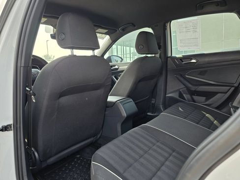 Certified 2023 Volkswagen Jetta Sport FWD image 11