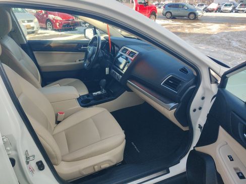 Used 2016 Subaru Outback 2.5i Limited image 17