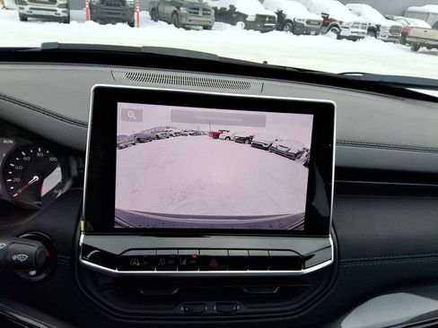 New 2026 Jeep Compass Latitude image 16