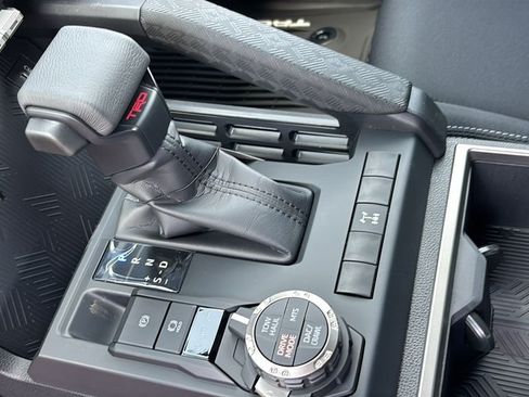 New 2026 Toyota Tacoma TRD Off-Road AWD/4WD image 22