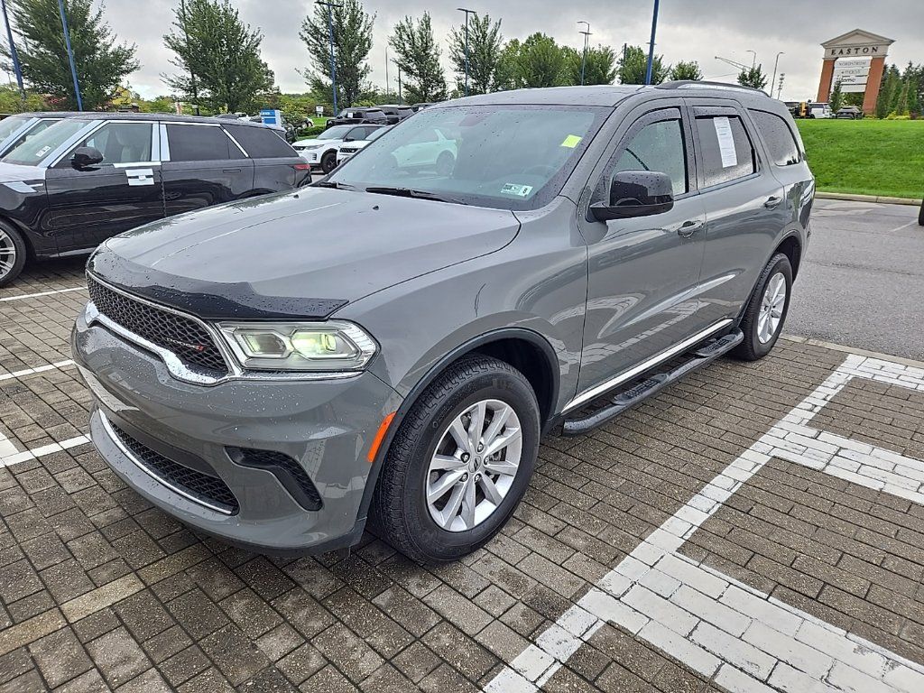 Used 2024 Dodge Durango SXT w/ Trailer Tow Group IV AWD/4WD image 1