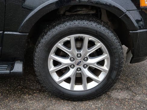 Used 2017 Ford Expedition Limited AWD/4WD image 7