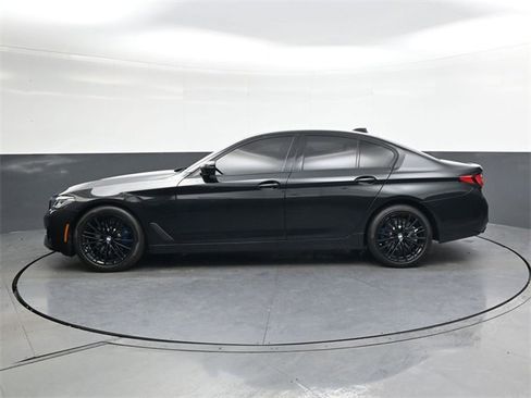 Used 2022 BMW 530i w/ Convenience Package image 7