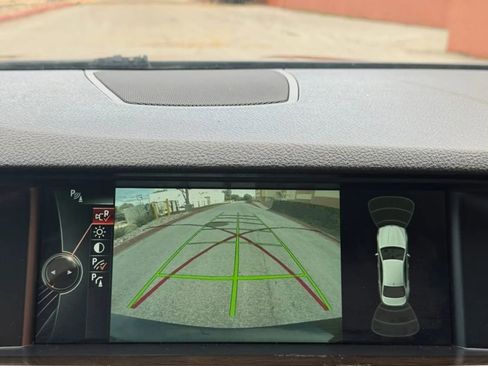 Used 2013 BMW 528i xDrive Sedan AWD/4WD image 37
