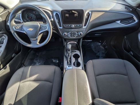 Used 2024 Chevrolet Malibu LT image 27