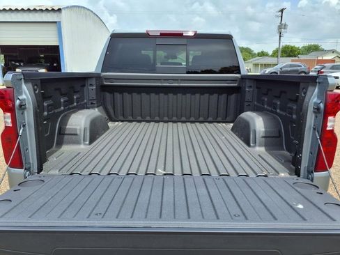 New 2025 Chevrolet Silverado 1500 LT w/ Convenience Package II image 7