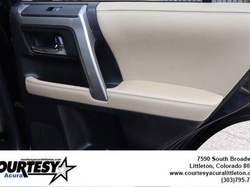 Used 2020 Toyota 4Runner SR5 Premium w/ Moonroof Package image 32