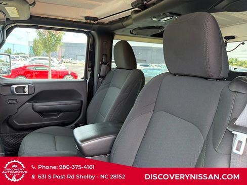 Used 2021 Jeep Wrangler Sport AWD/4WD image 17