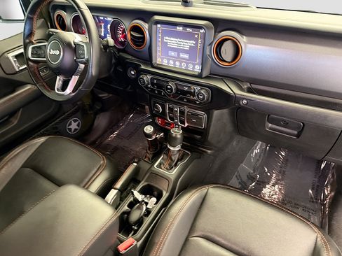 Used 2022 Jeep Gladiator Mojave w/ Trailer Tow Package AWD/4WD image 12