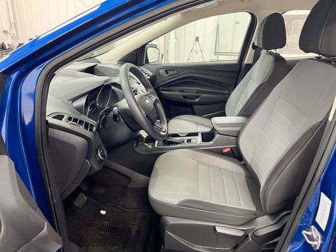 Used 2017 Ford Escape S FWD image 19