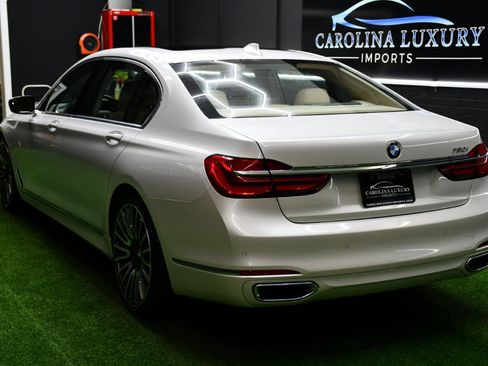 Used 2016 BMW 750i RWD image 7