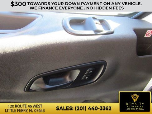 Used 2020 Ford Transit 250 Medium Roof w/ Load Area Protection Package image 34