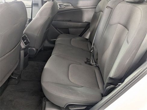 Used 2023 Kia Sportage LX image 23