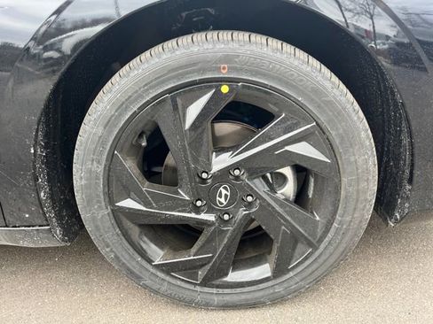 New 2026 Hyundai Elantra SEL Sport Premium FWD image 12