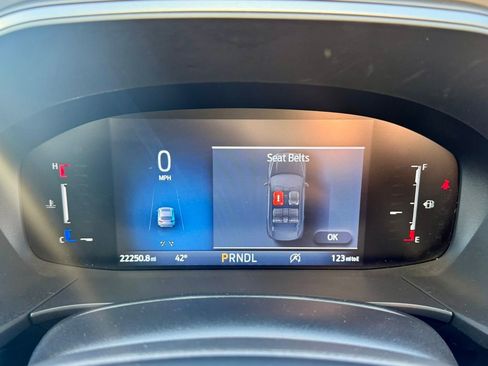 Certified 2025 Ford Escape Active image 29