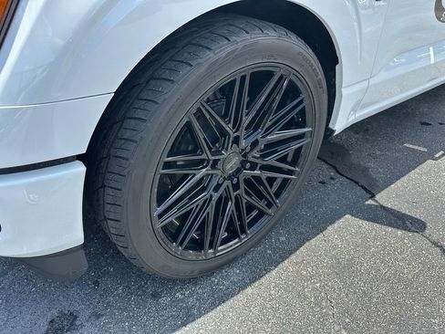 New 2025 Ford F150 XLT w/ Equipment Group 301A Standard image 13