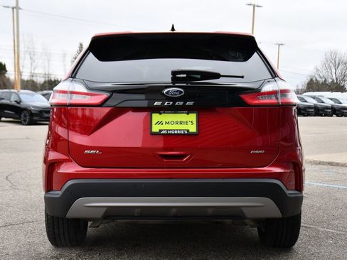 Used 2024 Ford Edge SEL w/ Convenience Package image 5