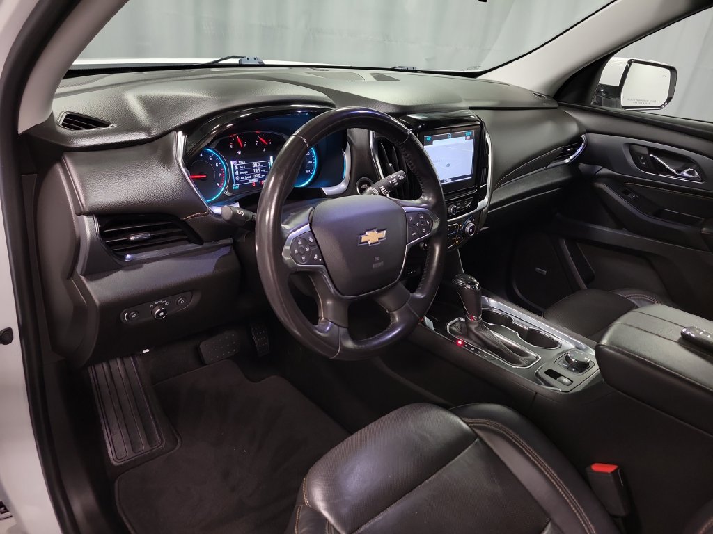 Used 2018 Chevrolet Traverse Premier w/ LPO, Floor Liner Package AWD/4WD image 17