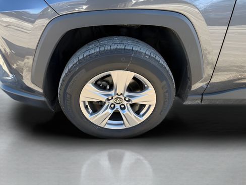 Used 2023 Toyota RAV4 XLE AWD/4WD image 24