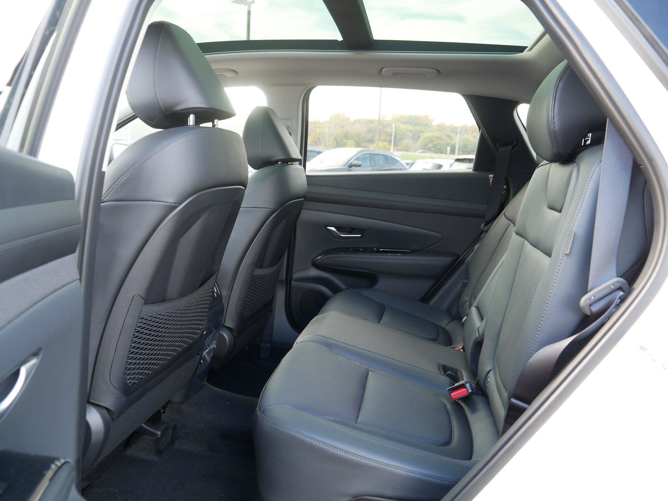 New 2026 Hyundai Tucson Limited AWD/4WD image 6