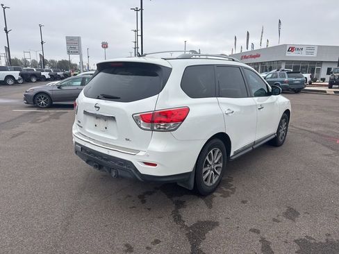 Used 2014 Nissan Pathfinder SL w/ Trailer Tow Package image 9