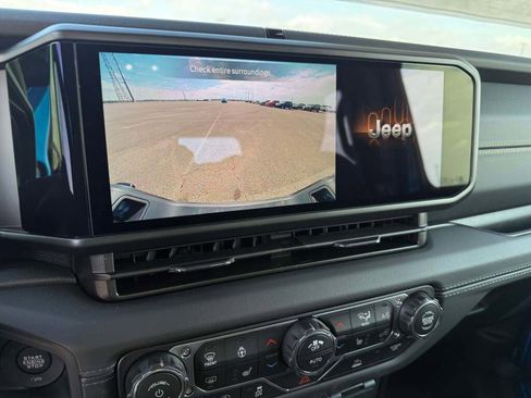 New 2026 Jeep Gladiator Sport image 30