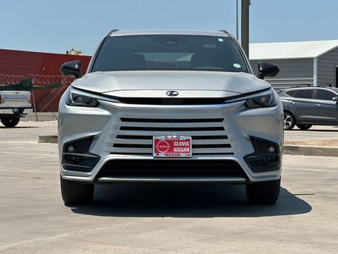 Used 2025 Lexus TX 500h AWD w/ Technology Package image 11