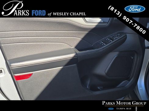 Certified 2021 Ford Escape Titanium image 17