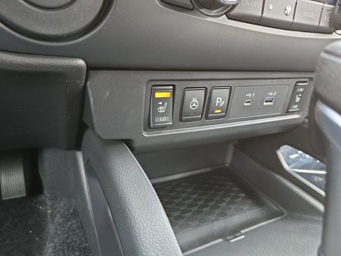 New 2026 Nissan Frontier SV w/ All-Weather Content Package image 28