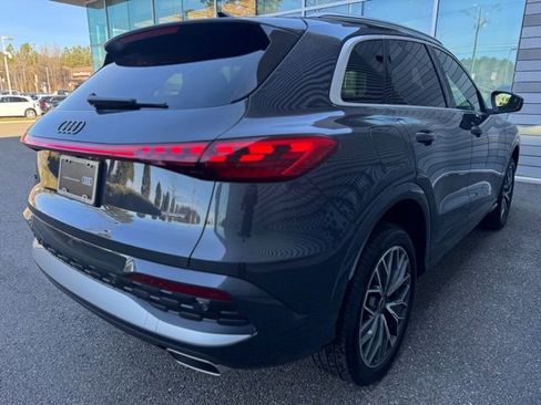 Certified 2025 Audi Q5 Premium Plus image 5