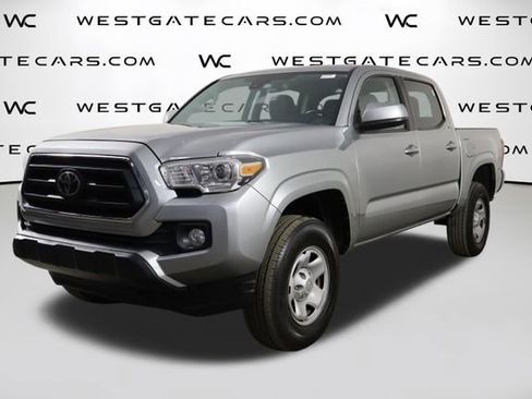 Used 2020 Toyota Tacoma SR5 RWD image 1